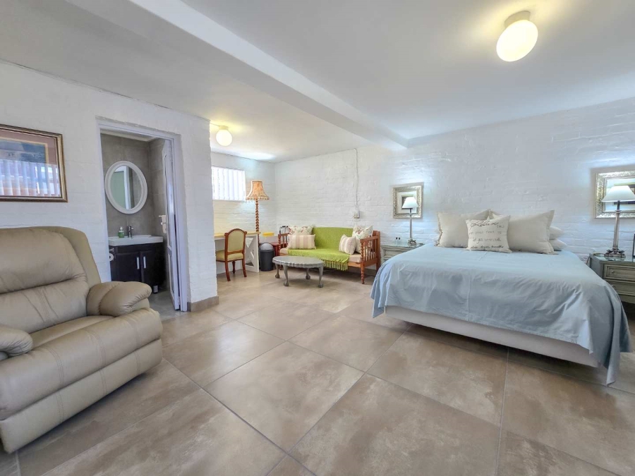 4 Bedroom Property for Sale in Jongensfontein Western Cape